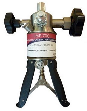 Leyro LMP 700 Pressure calibration pump